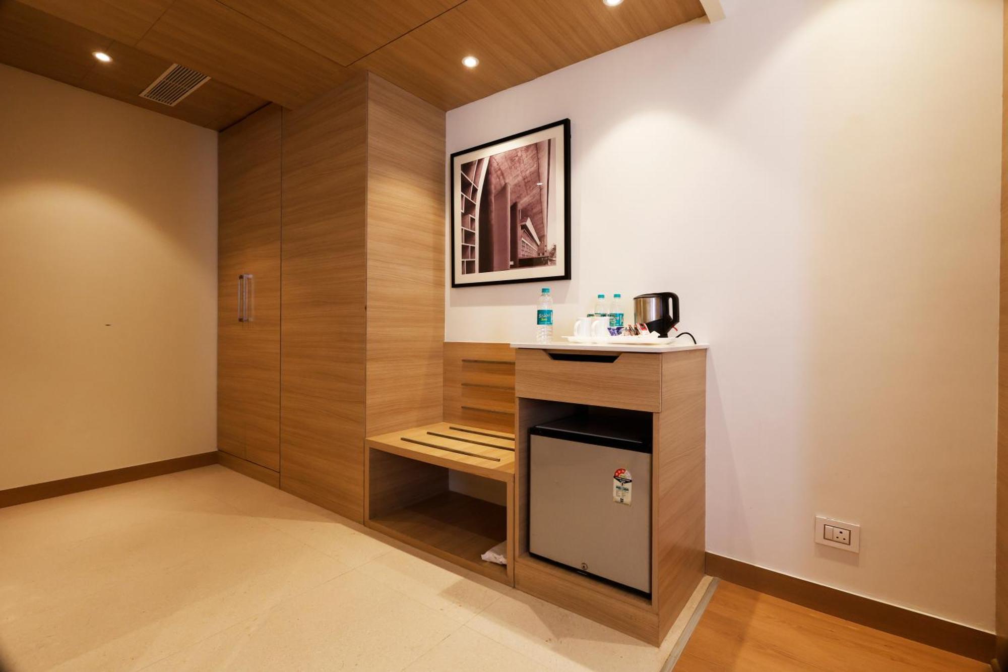 Tulip Inn Zirakpur Kültér fotó