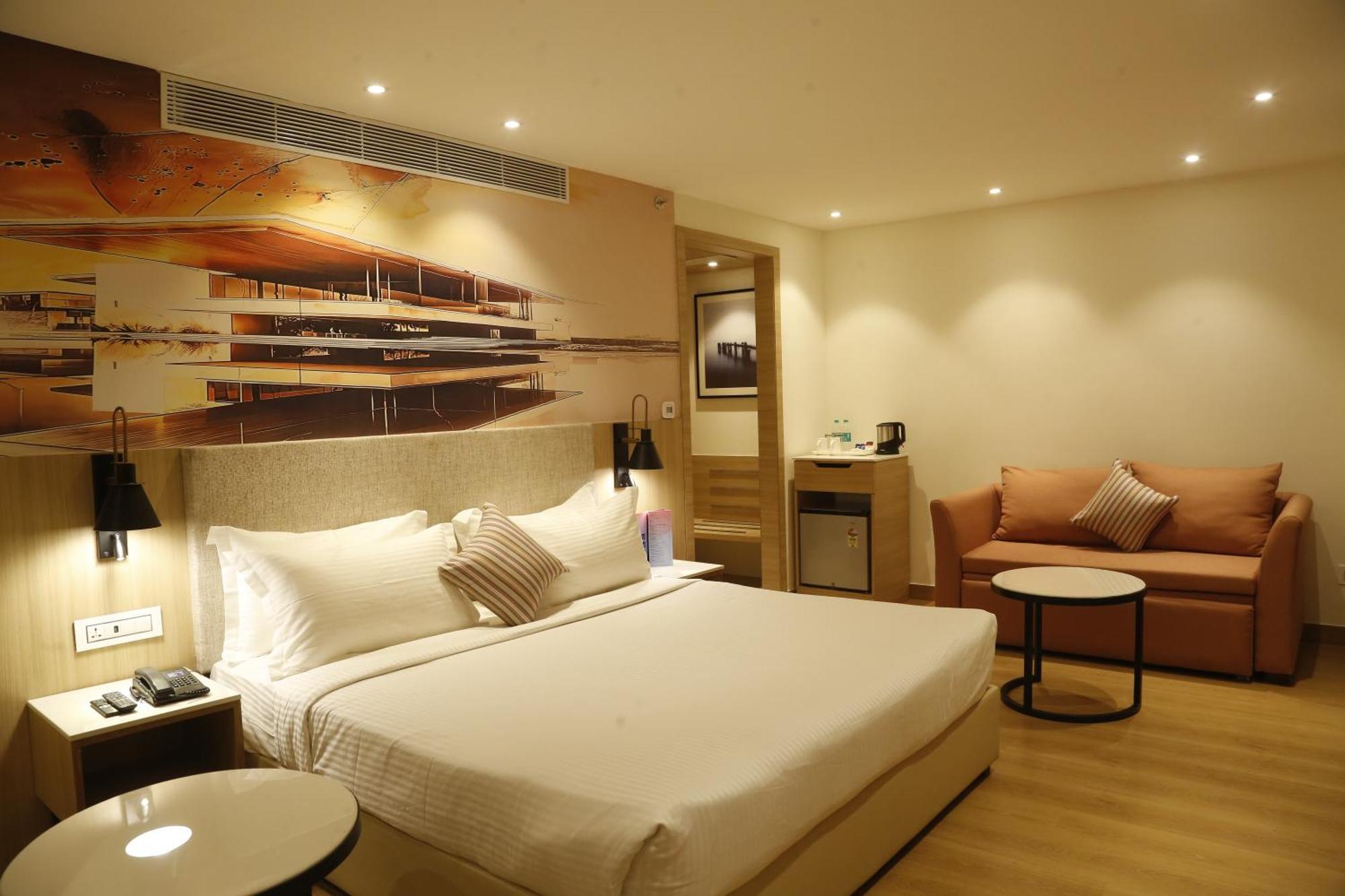 Tulip Inn Zirakpur Kültér fotó