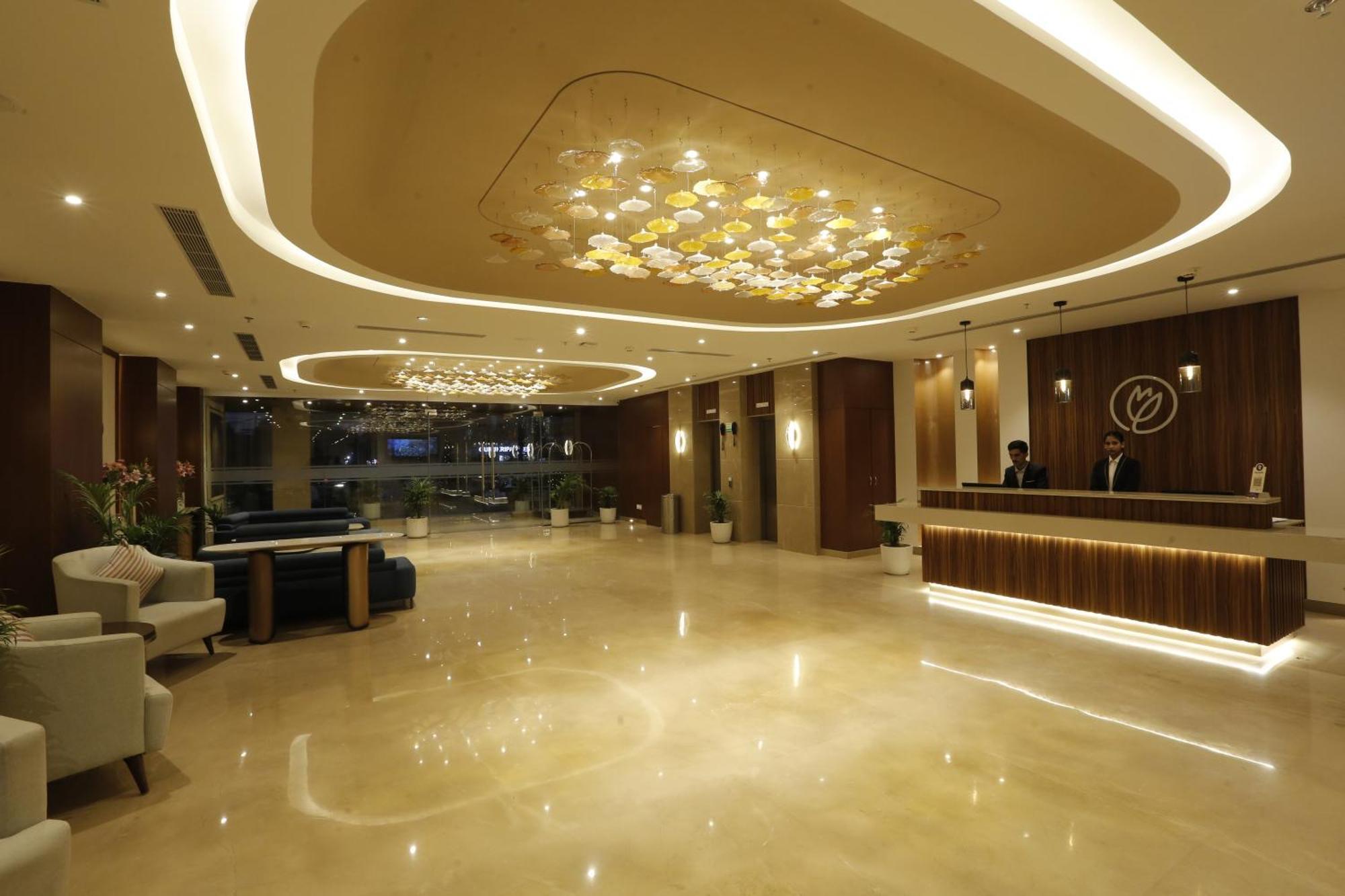 Tulip Inn Zirakpur Kültér fotó