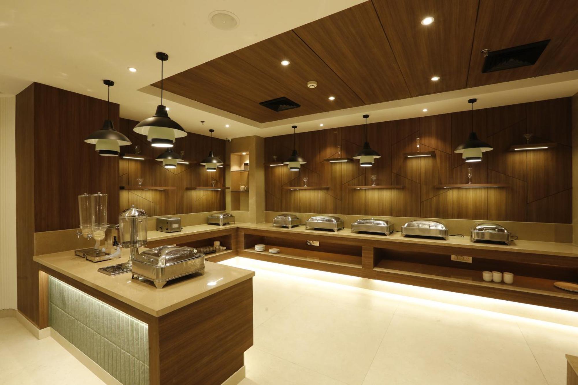 Tulip Inn Zirakpur Kültér fotó