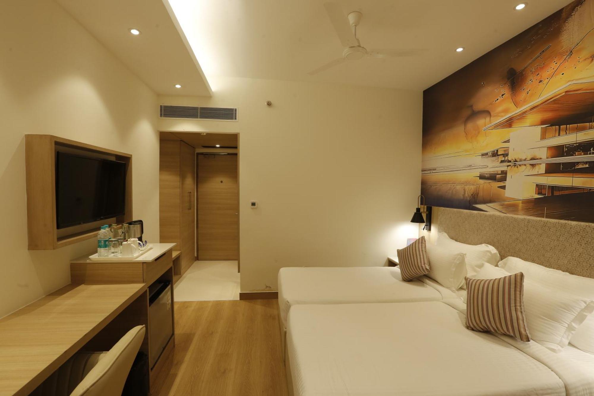 Tulip Inn Zirakpur Kültér fotó